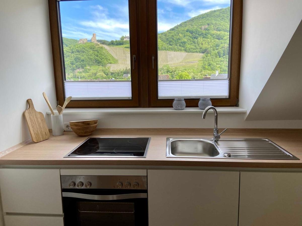 Апартаменты Neu!!! Moselbleibe Winzerhaus Kues Бернкастель-Кюс Экстерьер фото